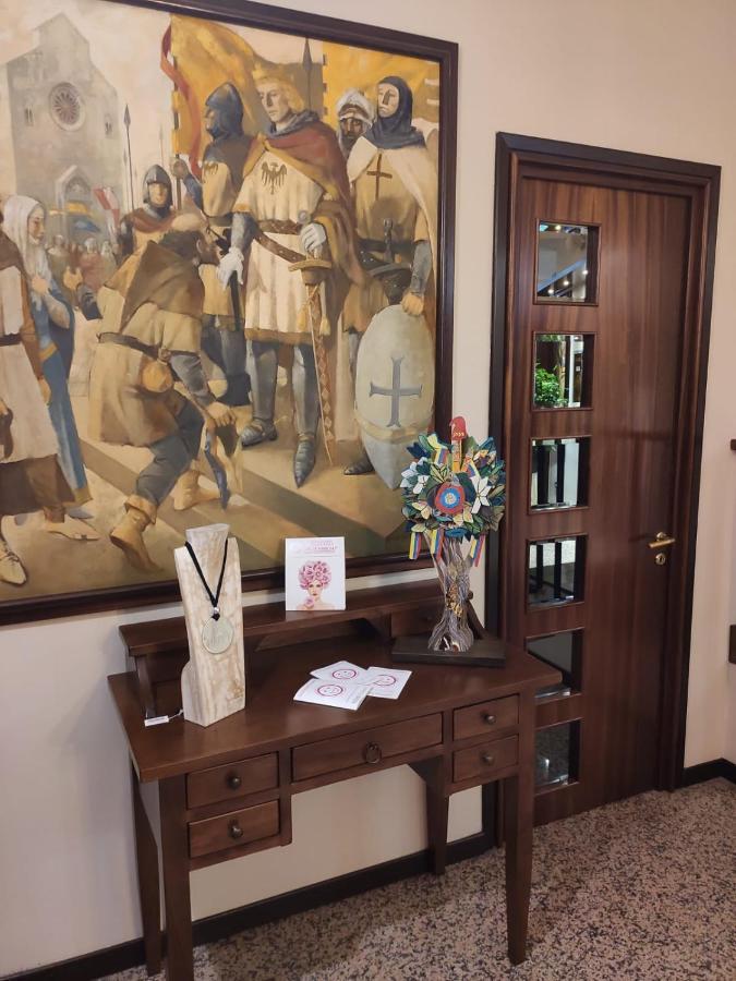 אלטאמורה Hotel Svevia מראה חיצוני תמונה