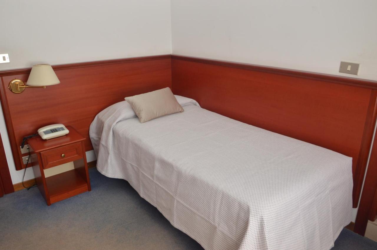אלטאמורה Hotel Svevia מראה חיצוני תמונה