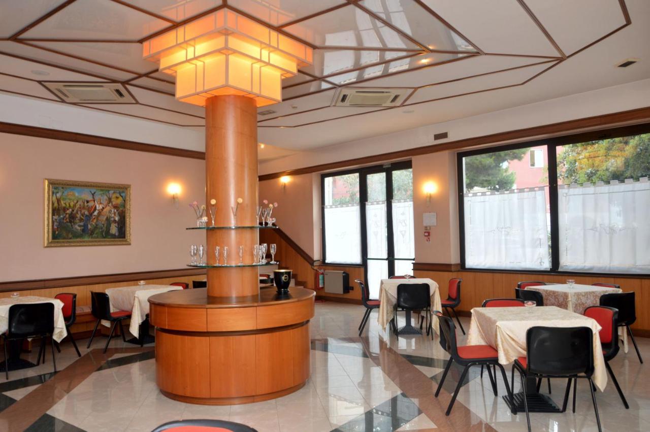 אלטאמורה Hotel Svevia מראה חיצוני תמונה