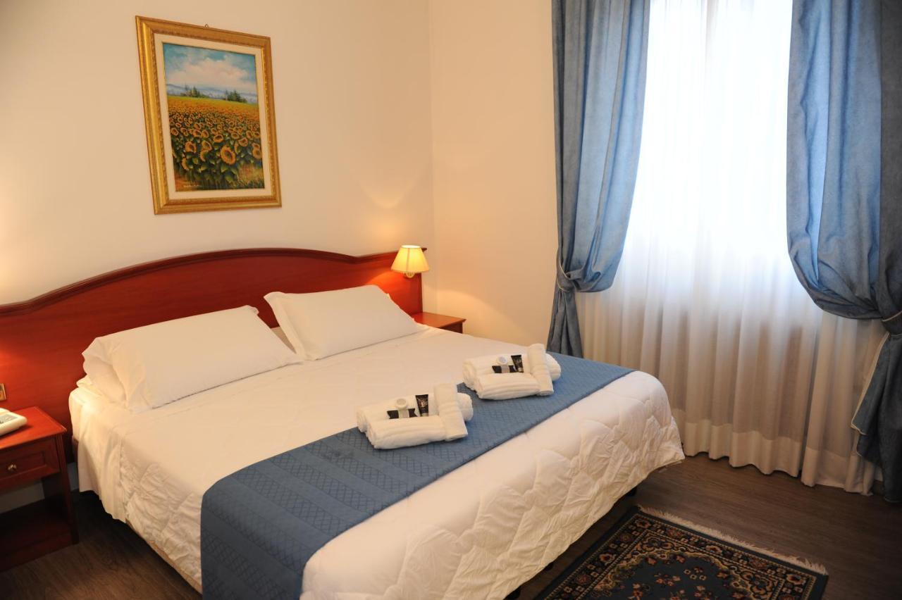 אלטאמורה Hotel Svevia מראה חיצוני תמונה