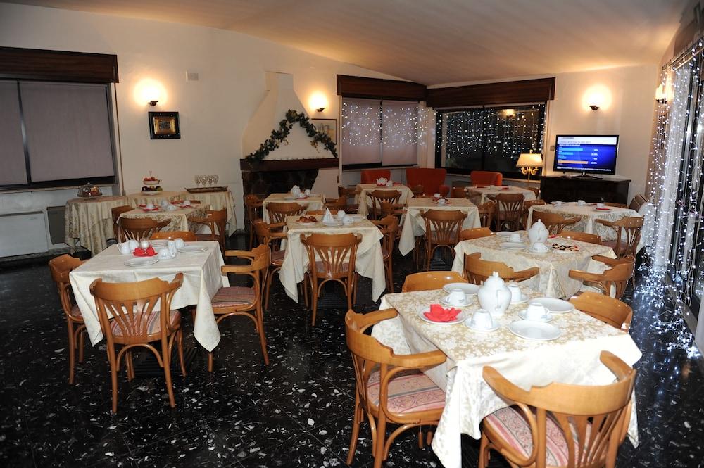 אלטאמורה Hotel Svevia מראה חיצוני תמונה